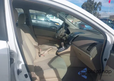 2011 Nissan Sentra 2.0 from USA, damaged, VIN 3N1AB6AP4BL676456